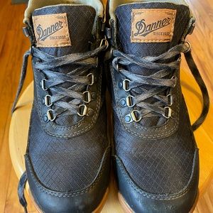Danner | Women’s Jag Midnight Hiker Style | Size 8